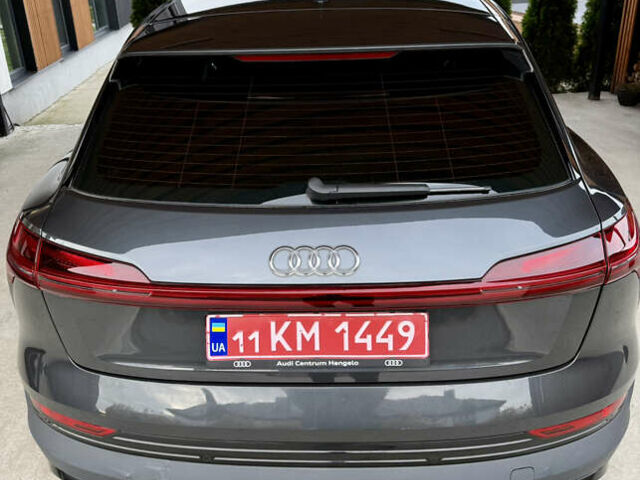 Серый Ауди E-Tron, объемом двигателя 0 л и пробегом 175 тыс. км за 22000 $, фото 7 на Automoto.ua