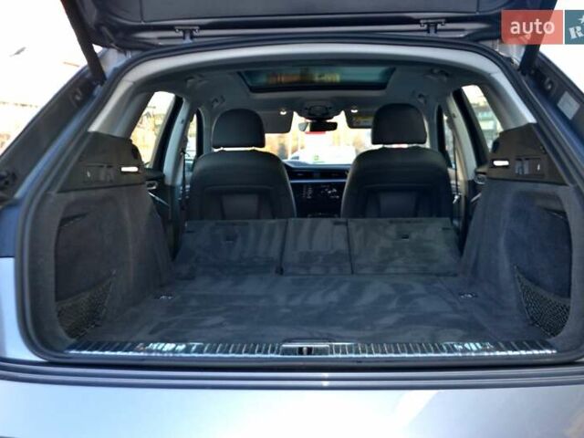 Серый Ауди E-Tron, объемом двигателя 0 л и пробегом 125 тыс. км за 23800 $, фото 208 на Automoto.ua