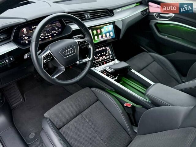 Серый Ауди E-Tron, объемом двигателя 0 л и пробегом 29 тыс. км за 38300 $, фото 14 на Automoto.ua