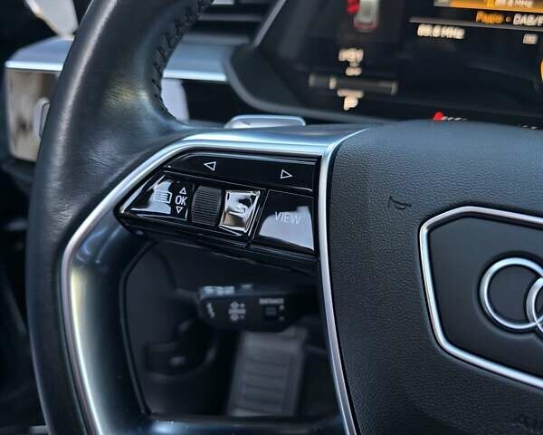 Серый Ауди E-Tron, объемом двигателя 0 л и пробегом 99 тыс. км за 31990 $, фото 78 на Automoto.ua