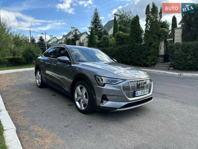 Серый Ауди E-Tron, объемом двигателя 0 л и пробегом 88 тыс. км за 28500 $, фото 6 на Automoto.ua