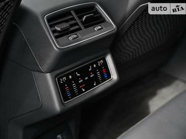 Серый Ауди E-Tron, объемом двигателя 0 л и пробегом 62 тыс. км за 43500 $, фото 6 на Automoto.ua