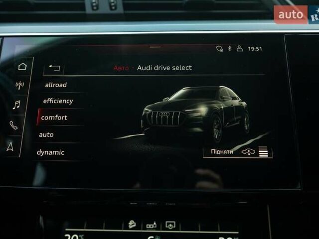 Сірий Ауді E-Tron, об'ємом двигуна 0 л та пробігом 112 тис. км за 34300 $, фото 50 на Automoto.ua