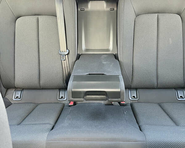 Серый Ауди E-Tron, объемом двигателя 0 л и пробегом 175 тыс. км за 22700 $, фото 14 на Automoto.ua