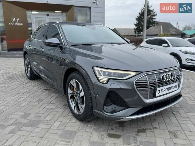 Серый Ауди E-Tron, объемом двигателя 0 л и пробегом 71 тыс. км за 35700 $, фото 5 на Automoto.ua