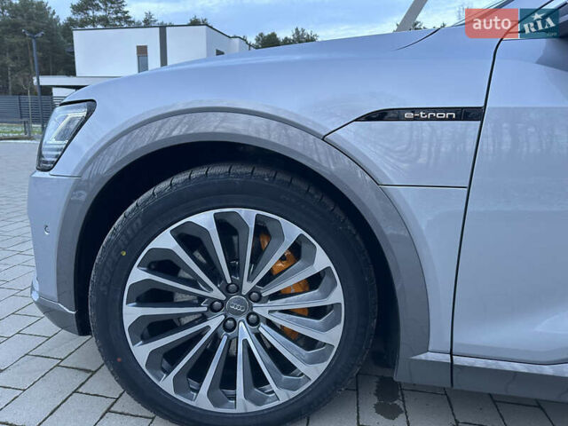 Серый Ауди E-Tron, объемом двигателя 0 л и пробегом 836 тыс. км за 34900 $, фото 7 на Automoto.ua