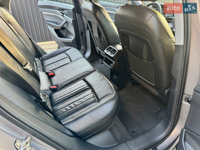 Сірий Ауді E-Tron, об'ємом двигуна 0 л та пробігом 143 тис. км за 27900 $, фото 55 на Automoto.ua