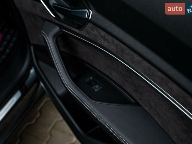 Сірий Ауді E-Tron, об'ємом двигуна 0 л та пробігом 82 тис. км за 39888 $, фото 78 на Automoto.ua