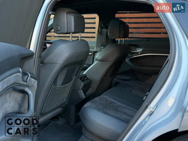 Ауді E-Tron 2020 у Одесі на Automoto.ua Сірий Ауді E-Tron, об'ємом двигуна 0 л та пробігом 43 тис. км за 34000 $, фото 25 на Automoto.ua