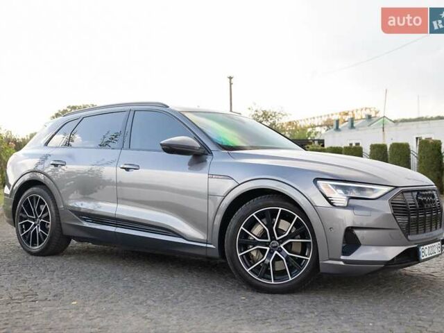 Серый Ауди E-Tron, объемом двигателя 0 л и пробегом 41 тыс. км за 37500 $, фото 6 на Automoto.ua
