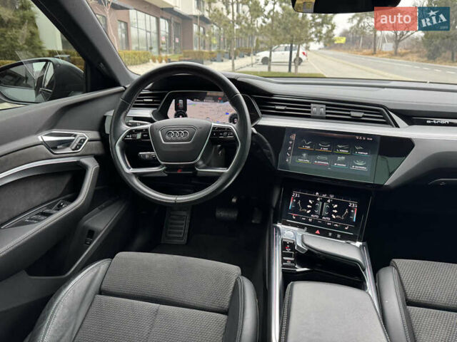 Сірий Ауді E-Tron, об'ємом двигуна 0 л та пробігом 140 тис. км за 33800 $, фото 33 на Automoto.ua