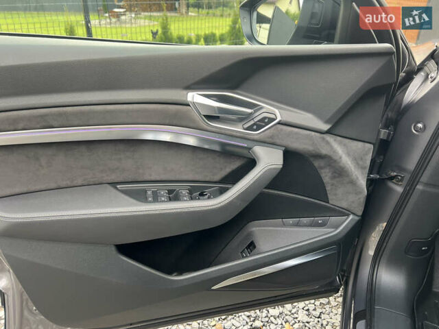 Серый Ауди E-Tron, объемом двигателя 0 л и пробегом 119 тыс. км за 35000 $, фото 13 на Automoto.ua