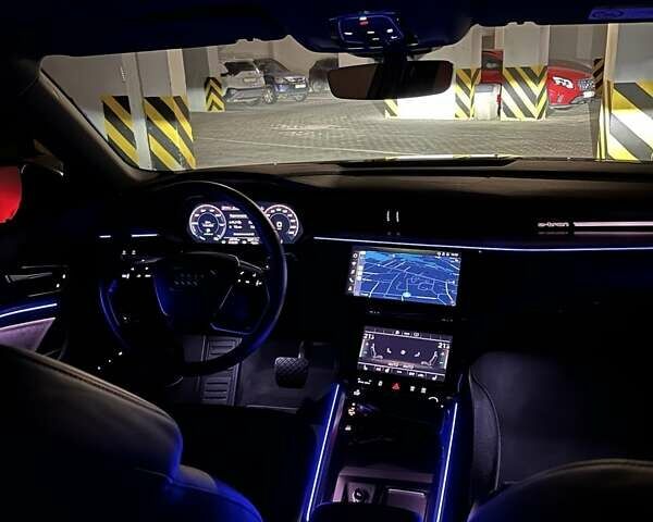 Серый Ауди E-Tron, объемом двигателя 0 л и пробегом 49 тыс. км за 40500 $, фото 25 на Automoto.ua