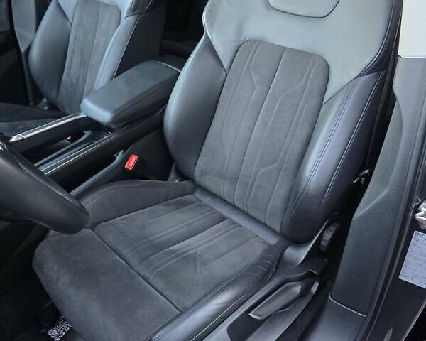 Серый Ауди E-Tron, объемом двигателя 0 л и пробегом 99 тыс. км за 31990 $, фото 84 на Automoto.ua