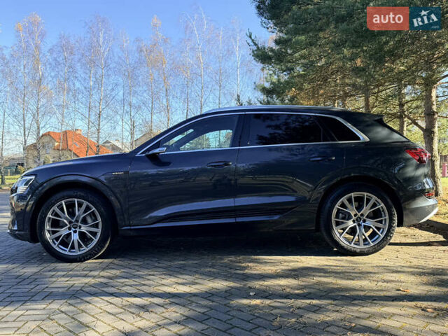 Серый Ауди E-Tron, объемом двигателя 0 л и пробегом 117 тыс. км за 28990 $, фото 9 на Automoto.ua