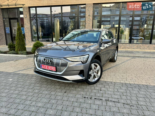 Сірий Ауді E-Tron, об'ємом двигуна 0 л та пробігом 143 тис. км за 27900 $, фото 1 на Automoto.ua