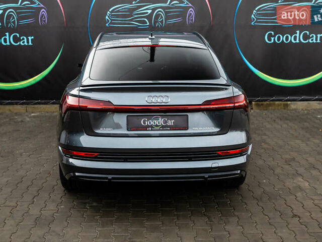 Сірий Ауді E-Tron, об'ємом двигуна 0 л та пробігом 82 тис. км за 39888 $, фото 43 на Automoto.ua