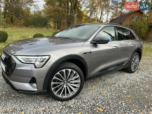 Серый Ауди E-Tron, объемом двигателя 0 л и пробегом 119 тыс. км за 35000 $, фото 1 на Automoto.ua