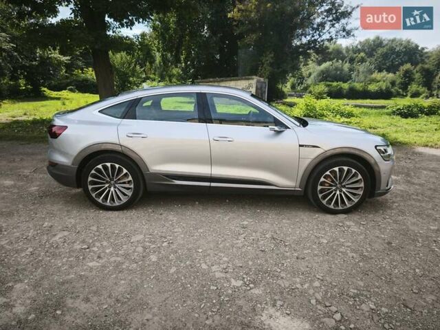 Серый Ауди E-Tron, объемом двигателя 0 л и пробегом 70 тыс. км за 34500 $, фото 7 на Automoto.ua