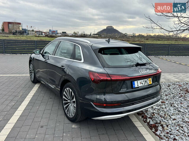 Серый Ауди E-Tron, объемом двигателя 0 л и пробегом 150 тыс. км за 25500 $, фото 7 на Automoto.ua