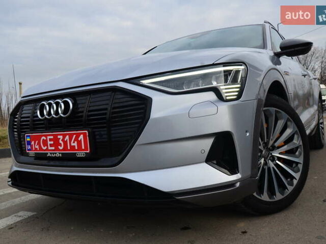 Серый Ауди E-Tron, объемом двигателя 0 л и пробегом 157 тыс. км за 24950 $, фото 2 на Automoto.ua