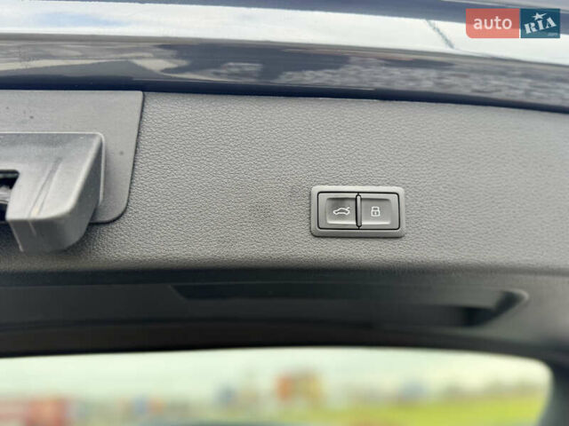 Серый Ауди E-Tron, объемом двигателя 0 л и пробегом 150 тыс. км за 25500 $, фото 20 на Automoto.ua