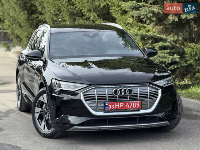 Серый Ауди E-Tron, объемом двигателя 0 л и пробегом 116 тыс. км за 29900 $, фото 7 на Automoto.ua
