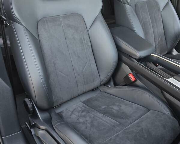 Серый Ауди E-Tron, объемом двигателя 0 л и пробегом 99 тыс. км за 31990 $, фото 85 на Automoto.ua