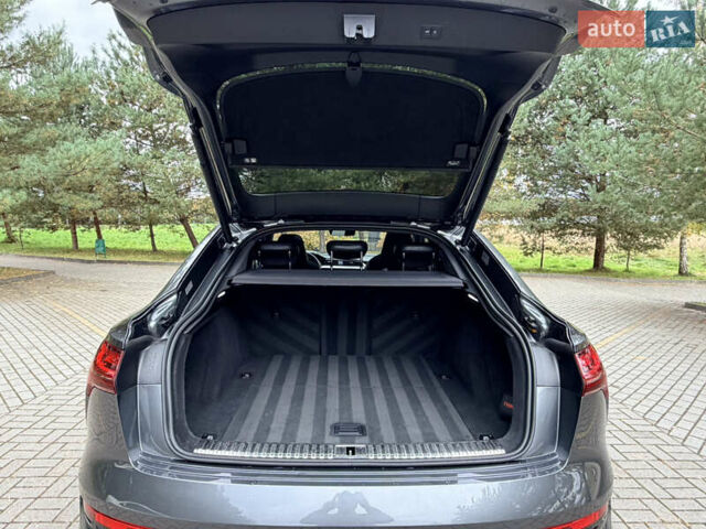 Ауді E-Tron 2020 у Дрогобичі на Automoto.ua Сірий Ауді E-Tron, об'ємом двигуна 0 л та пробігом 160 тис. км за 33900 $, фото 32 на Automoto.ua