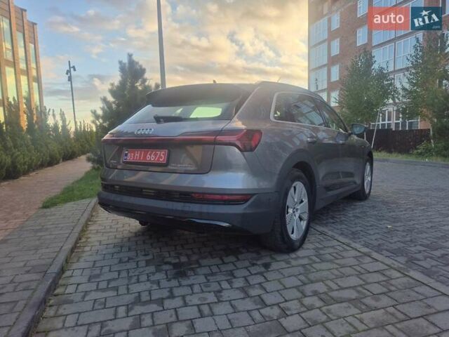 Ауди E-Tron 2020 в Хмельницком на Automoto.ua Серый Ауди E-Tron, объемом двигателя 0 л и пробегом 146 тыс. км за 22700 $, фото 6 на Automoto.ua