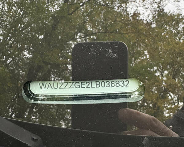 Серый Ауди E-Tron, объемом двигателя 0 л и пробегом 175 тыс. км за 22700 $, фото 29 на Automoto.ua