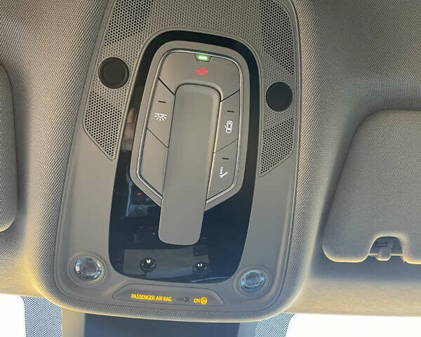 Сірий Ауді E-Tron, об'ємом двигуна 0 л та пробігом 153 тис. км за 28999 $, фото 44 на Automoto.ua