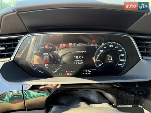 Сірий Ауді E-Tron, об'ємом двигуна 0 л та пробігом 65 тис. км за 39990 $, фото 44 на Automoto.ua