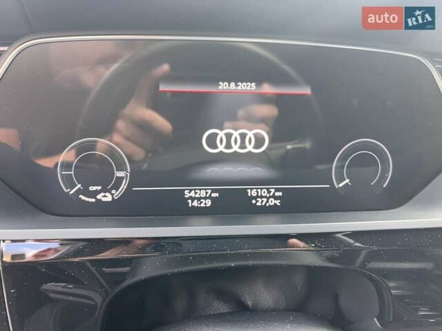 Серый Ауди E-Tron, объемом двигателя 0 л и пробегом 54 тыс. км за 35000 $, фото 16 на Automoto.ua