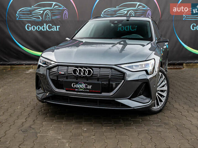 Сірий Ауді E-Tron, об'ємом двигуна 0 л та пробігом 82 тис. км за 39888 $, фото 1 на Automoto.ua
