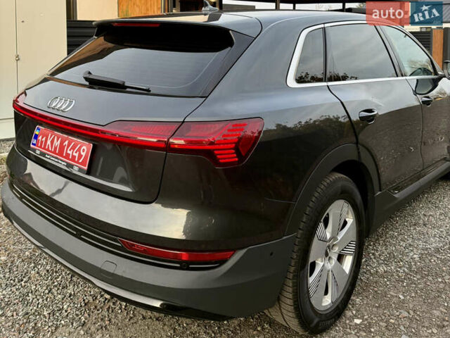 Серый Ауди E-Tron, объемом двигателя 0 л и пробегом 175 тыс. км за 22000 $, фото 15 на Automoto.ua