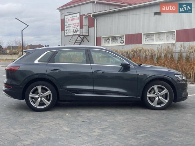 Ауди E-Tron 2020 в Луцке на Automoto.ua Серый Ауди E-Tron, объемом двигателя 0 л и пробегом 128 тыс. км за 25000 $, фото 10 на Automoto.ua