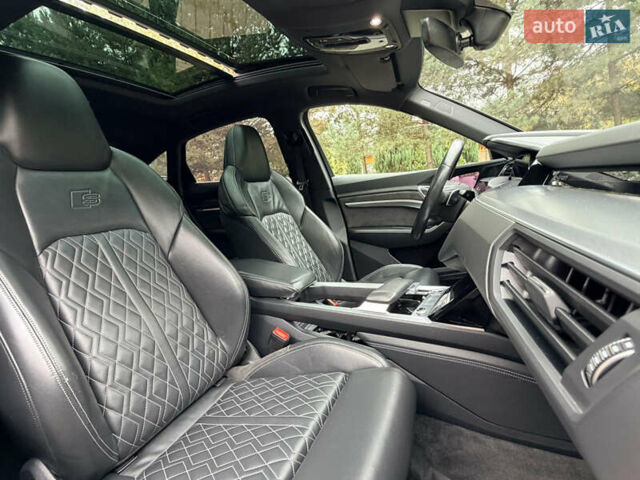Ауді E-Tron 2020 у Дрогобичі на Automoto.ua Сірий Ауді E-Tron, об'ємом двигуна 0 л та пробігом 160 тис. км за 33900 $, фото 24 на Automoto.ua
