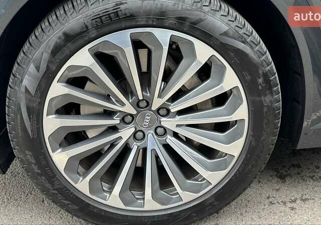 Ауди E-Tron 2020 в Ивано-Франковске на Automoto.ua Серый Ауди E-Tron, объемом двигателя 0 л и пробегом 68 тыс. км за 31000 $, фото 11 на Automoto.ua