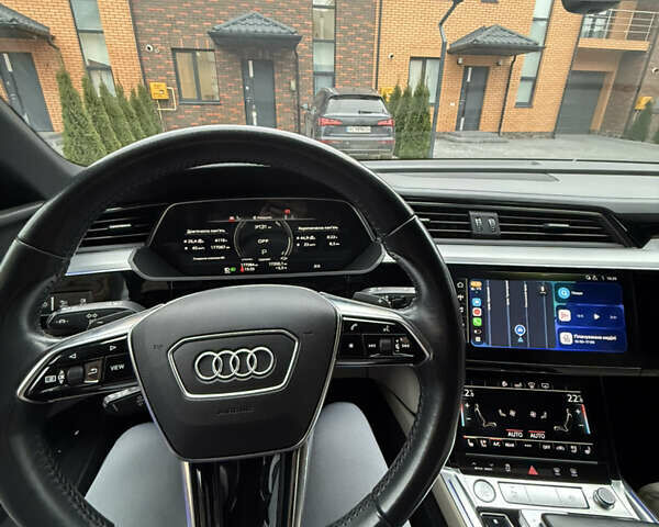 Серый Ауди E-Tron, объемом двигателя 0 л и пробегом 177 тыс. км за 27000 $, фото 27 на Automoto.ua