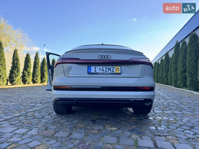 Сірий Ауді E-Tron, об'ємом двигуна 0 л та пробігом 105 тис. км за 34000 $, фото 26 на Automoto.ua