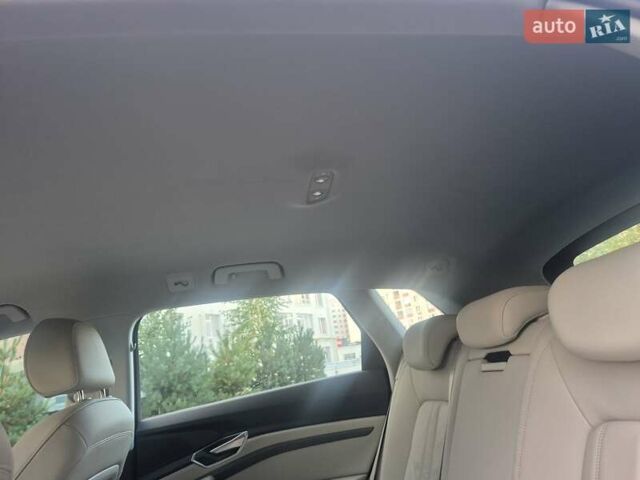 Ауди E-Tron 2020 в Хмельницком на Automoto.ua Серый Ауди E-Tron, объемом двигателя 0 л и пробегом 146 тыс. км за 22700 $, фото 63 на Automoto.ua