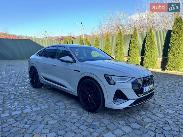 Сірий Ауді E-Tron, об'ємом двигуна 0 л та пробігом 105 тис. км за 34000 $, фото 6 на Automoto.ua