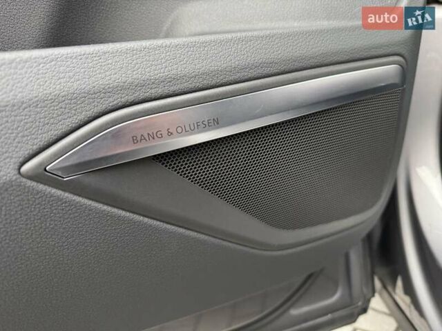 Серый Ауди E-Tron, объемом двигателя 0 л и пробегом 109 тыс. км за 30900 $, фото 1 на Automoto.ua