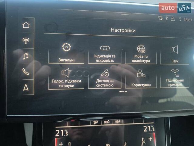 Ауди E-Tron 2020 в Хмельницком на Automoto.ua Серый Ауди E-Tron, объемом двигателя 0 л и пробегом 146 тыс. км за 22700 $, фото 108 на Automoto.ua