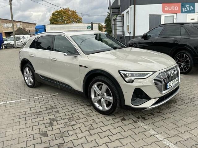Ауди E-Tron 2020 в Луцке на Automoto.ua Серый Ауди E-Tron, объемом двигателя 0 л и пробегом 49 тыс. км за 35550 $, фото 11 на Automoto.ua