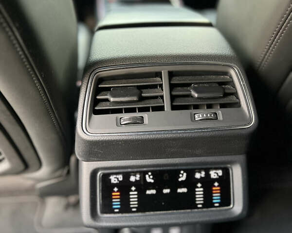 Ауди E-Tron 2020 в Луцке на Automoto.ua Серый Ауди E-Tron, объемом двигателя 0 л и пробегом 104 тыс. км за 33000 $, фото 25 на Automoto.ua