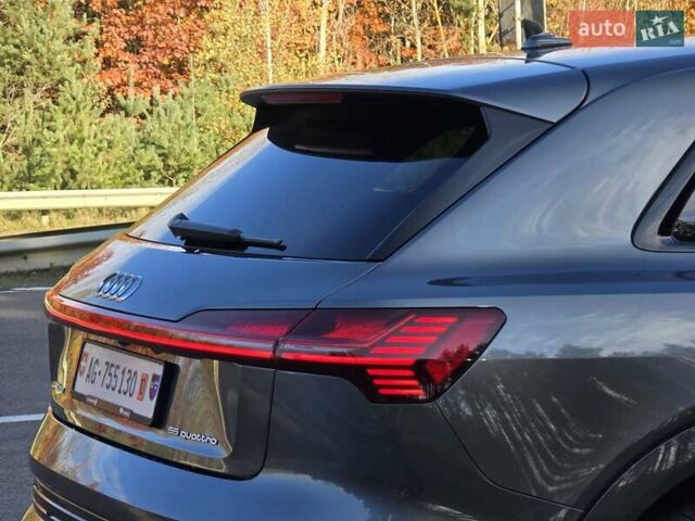 Сірий Ауді E-Tron, об'ємом двигуна 0 л та пробігом 67 тис. км за 37999 $, фото 23 на Automoto.ua