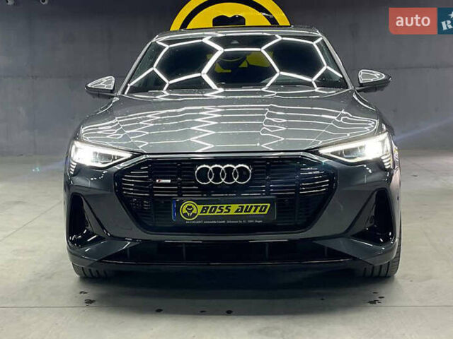 Ауді E-Tron 2020 у Чернівцях на Automoto.ua Сірий Ауді E-Tron, об'ємом двигуна 0 л та пробігом 65 тис. км за 48000 $, фото 1 на Automoto.ua
