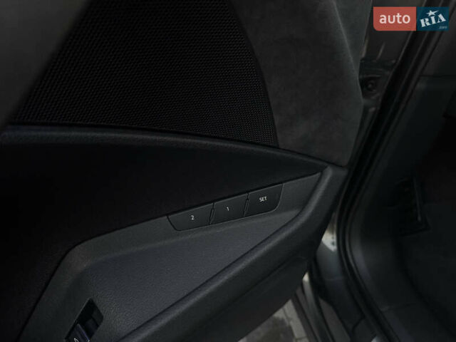 Сірий Ауді E-Tron, об'ємом двигуна 0 л та пробігом 140 тис. км за 37000 $, фото 27 на Automoto.ua